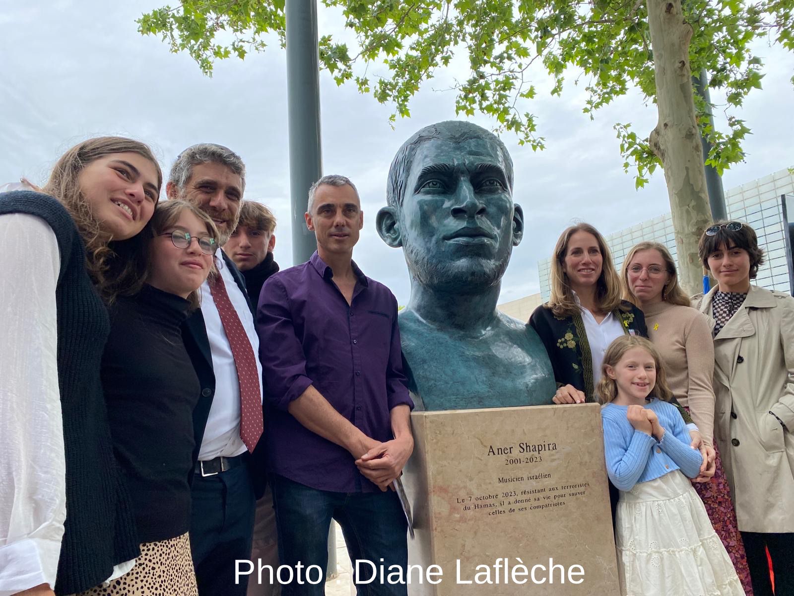 Inauguration du buste en bronze d'Aner Shapira