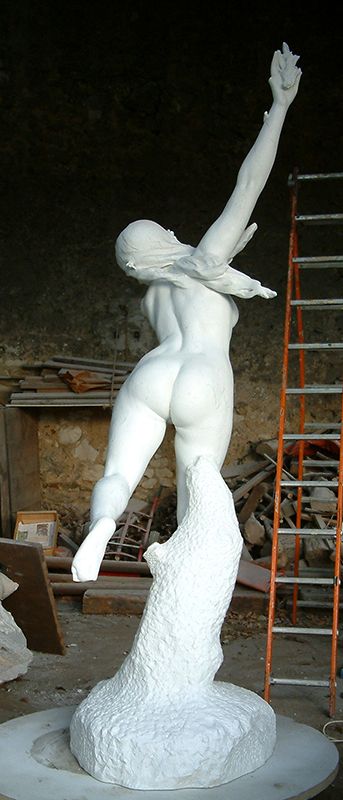 Daphné sculpture de Dercheu par Olivier Delobel