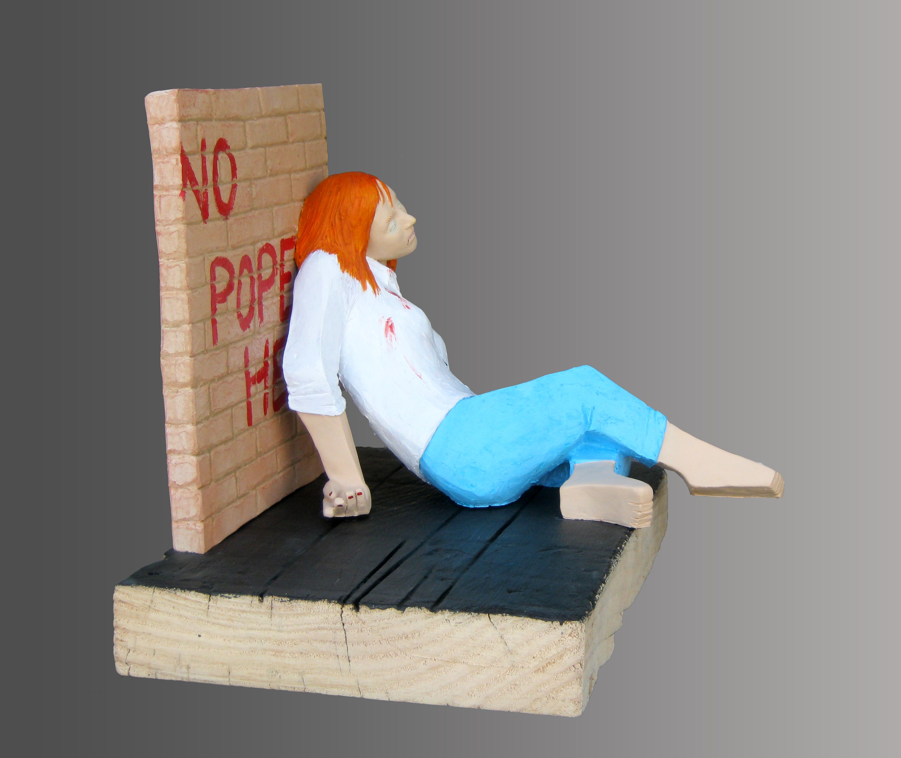 Sculpture en terre cuite peinte par Olivier Delobel