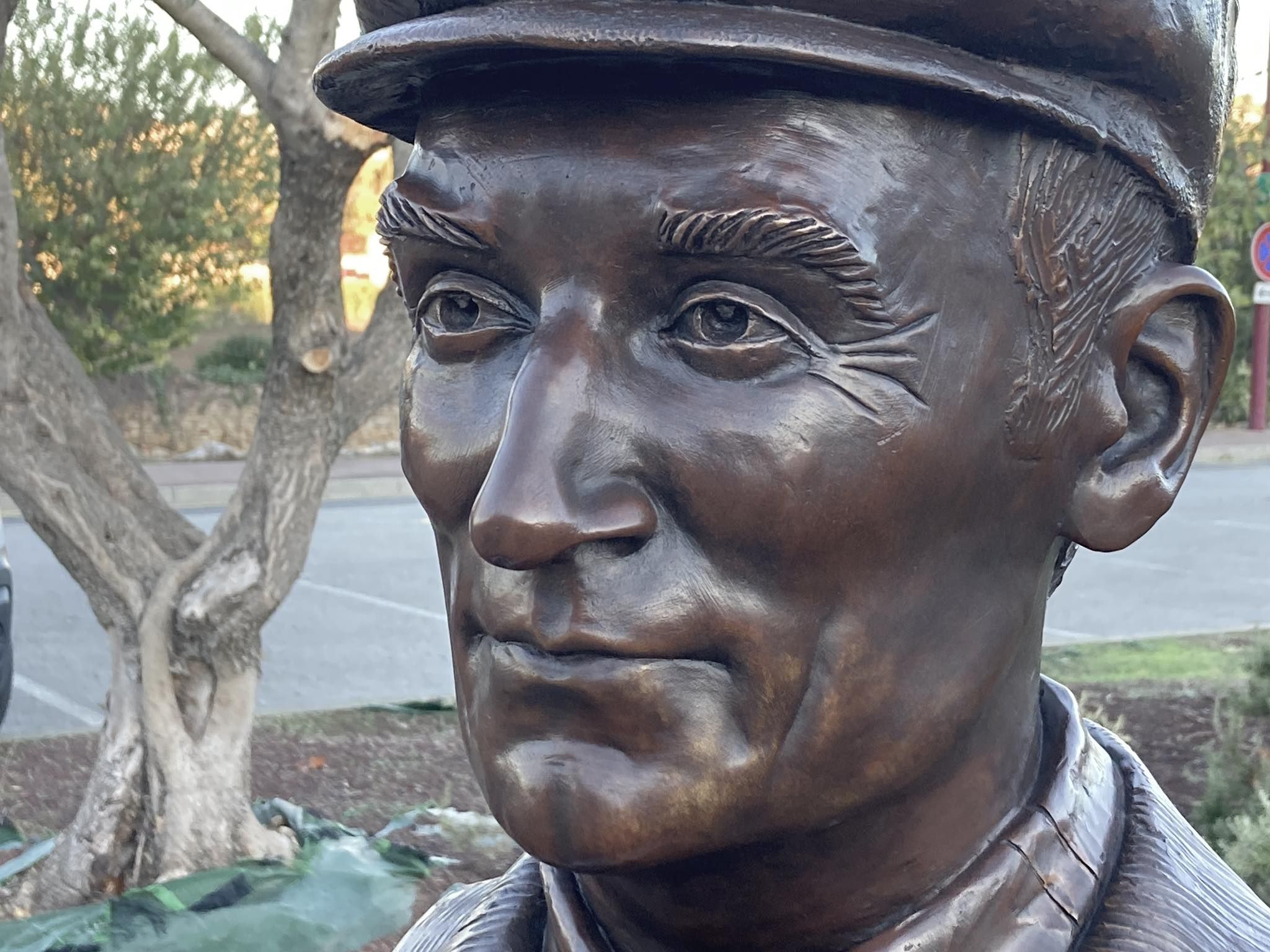 Buste  en bronze de André Castéra